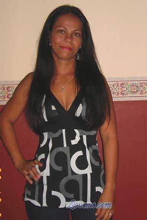 barranquilla colombia women over 40